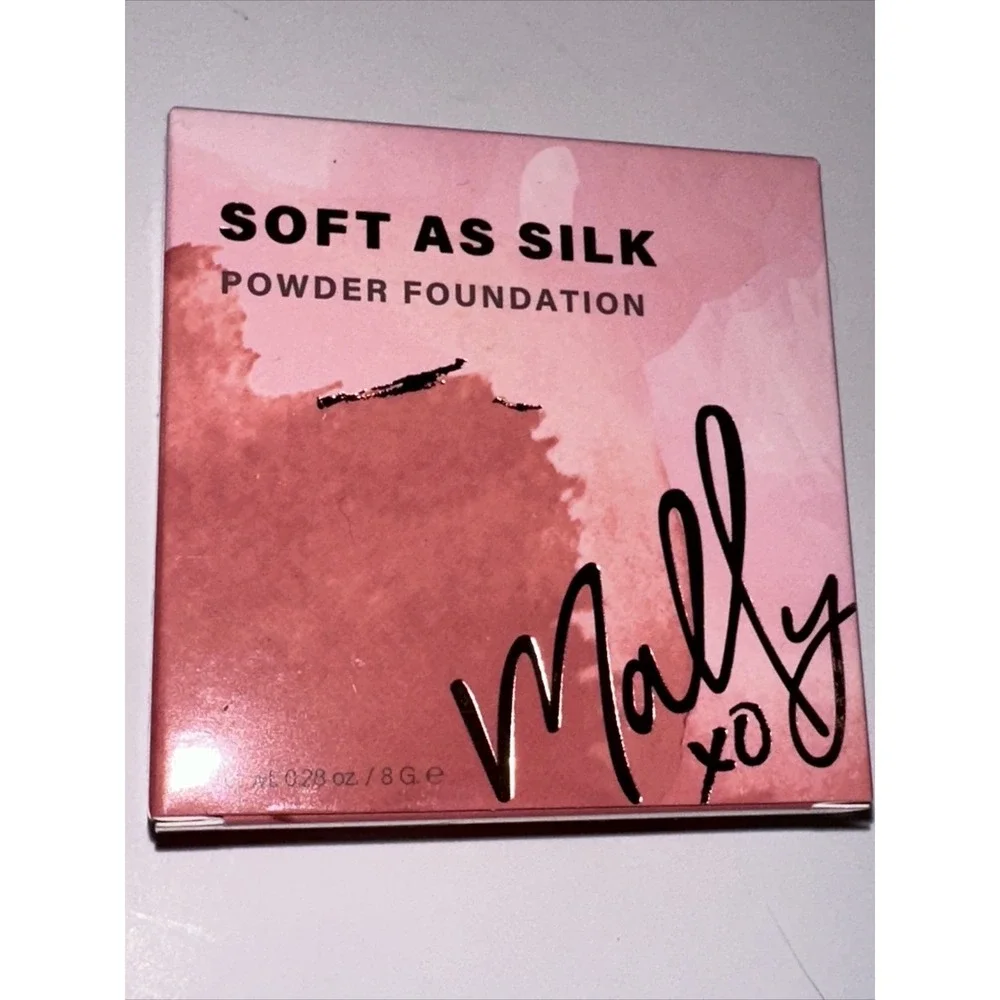 Mally Beauty Soft As Silk‎ Powder Foundation Rich 0.28oz NIB Skin Blurring